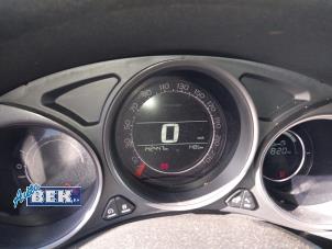 Used Instrument panel Citroen C4 Berline (NC) 1.6 Hdi Price on request offered by Auto Bek