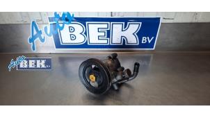 Used Power steering pump Hyundai Matrix 1.6 16V Price on request offered by Auto Bek