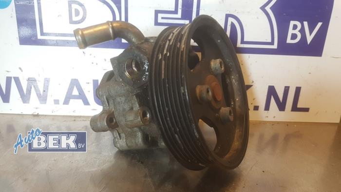 Usagé Pompe de direction Porsche Cayenne (9PA) 3.2 V6 24V Prix € 72,50 Règlement à la marge proposé par Auto Bek
