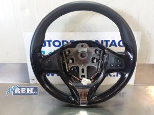Used Steering wheel Renault Clio IV Estate/Grandtour (7R) 1.5 Energy dCi 90 FAP Price € 75,00 Margin scheme offered by Auto Bek