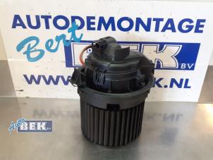 Used Heating and ventilation fan motor Renault Clio IV Estate/Grandtour (7R) 1.5 Energy dCi 90 FAP Price € 29,99 Margin scheme offered by Auto Bek