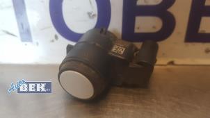 Used PDC Sensor BMW 1 serie (E82) 118d 16V Price € 19,99 Margin scheme offered by Auto Bek