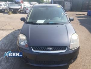 Used Frontscreen Ford Fiesta 5 (JD/JH) 1.3 Price € 100,00 Margin scheme offered by Auto Bek