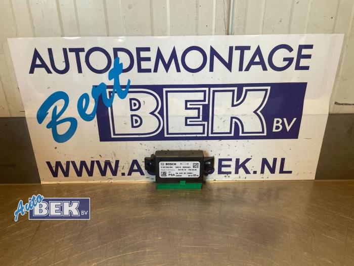 Begagnade PDC-modul Peugeot 308 (L3/L8/LB/LH/LP) 1.6 BlueHDi 120 Pris € 25,00 Marginaltabell erbjuds av Auto Bek