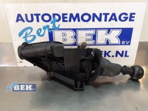Used Gear-change mechanism Citroen C4 Picasso (UD/UE/UF) 1.6 HDiF 16V 110 Price € 44,99 Margin scheme offered by Auto Bek