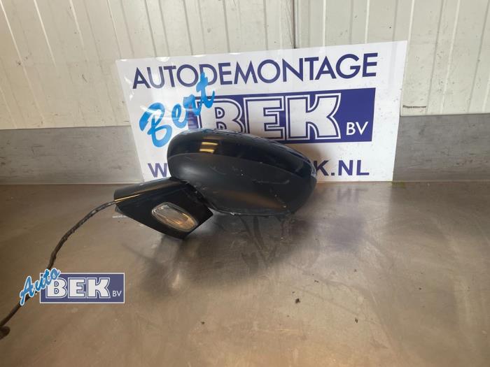 Wing mirror, left from a Citroën C5 III Berline (RD) 1.6 HDiF 16V 2011