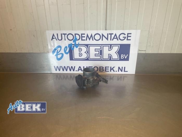 Usagé Boitier papillon Volvo 940 I Estate 2.3i (LPT) Polar Prix € 22,50 Règlement à la marge proposé par Auto Bek