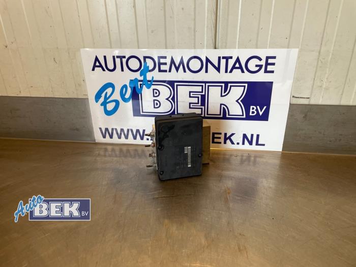 Used ABS pump Mercedes CLK (R209) 2.6 240 V6 18V Price € 37,50 Margin scheme offered by Auto Bek