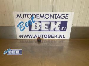 Used Rear window heating switch Volkswagen Polo V (6R) 1.6 TDI 16V 75 Price € 10,00 Margin scheme offered by Auto Bek