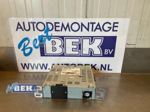Usagé Radio Renault Megane IV (RFBB) 1.5 Energy dCi 110 Prix € 125,00 Règlement à la marge proposé par Auto Bek
