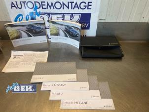 Usagé Livret d'instructions Renault Megane IV (RFBB) 1.5 Energy dCi 110 Prix € 30,00 Règlement à la marge proposé par Auto Bek