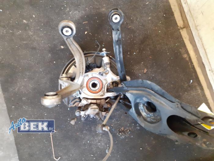 Rear suspension system, left from a Mercedes-Benz C Estate (S204) 2.2 C-180 CDI 16V BlueEFFICIENCY 2011