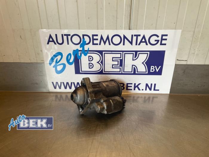 Starter from a Renault Megane IV (RFBB) 1.5 Energy dCi 110 2016