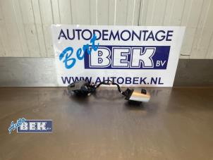 Used Steering wheel switch Toyota Auris (E15) 1.8 16V HSD Full Hybrid Price € 40,00 Margin scheme offered by Auto Bek