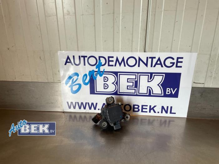 Begagnade Vattenpump Toyota Auris (E15) 1.8 16V HSD Full Hybrid Pris € 25,00 Marginaltabell erbjuds av Auto Bek