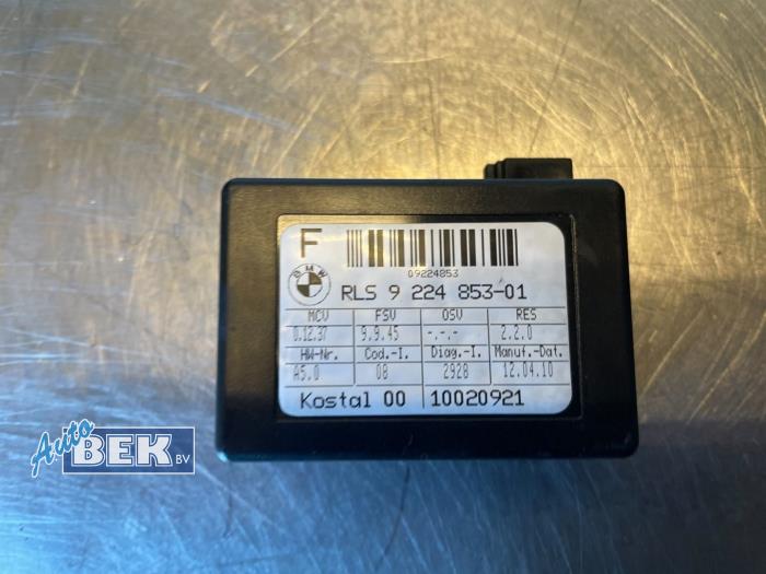 Begagnade Regnsensor BMW X1 (E84) sDrive 18i 2.0 16V Pris € 22,50 Marginaltabell erbjuds av Auto Bek