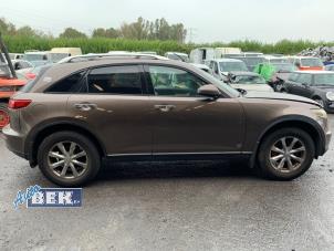 Used Rear door 4-door, right Infiniti FX (S51) 45 4.5i 32V VVT AWD Price on request offered by Auto Bek