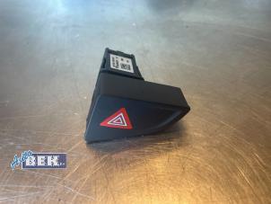 Used Panic lighting switch Citroen C5 III Berline (RD) 1.6 HDiF 16V Price € 10,00 Margin scheme offered by Auto Bek