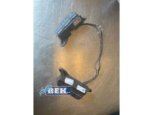 Gebrauchte Radiobedienung Lenkrad Citroen Jumper (U9) 2.2 HDi 120 Euro 4 Preis € 35,00 Margenregelung angeboten von Auto Bek