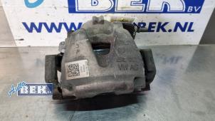 Used Front brake calliper, right Audi A4 (B9) 2.0 TDI Ultra 16V Price € 49,00 Margin scheme offered by Auto Bek