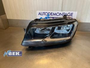 Used Headlight, left Volkswagen Tiguan (AD1) 2.0 TDI 16V BlueMotion Technology SCR Price € 250,00 Margin scheme offered by Auto Bek