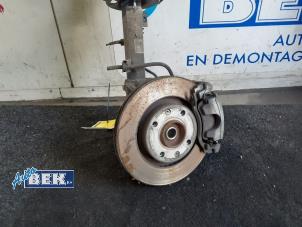 Usagé Moyeu de roue avant Volkswagen Tiguan (AD1) 2.0 TDI 16V BlueMotion Technology SCR Prix € 165,00 Règlement à la marge proposé par Auto Bek
