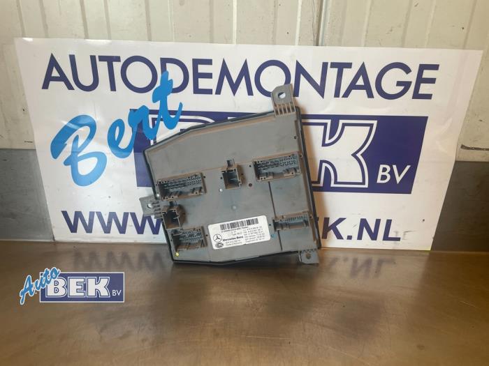 Used Body control computer Mercedes E Estate (S213) 3.0 E-53 AMG EQ Boost 24V 4-Matic+ Price € 170,00 Margin scheme offered by Auto Bek