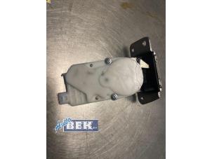 Used Tailgate lock mechanism Peugeot 4007 (VU/VV) 2.2 HDiF 16V Price € 45,00 Margin scheme offered by Auto Bek
