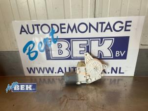 Used Door window motor Mercedes R (W251) 3.0 320 CDI 24V 4-Matic Price € 40,00 Margin scheme offered by Auto Bek