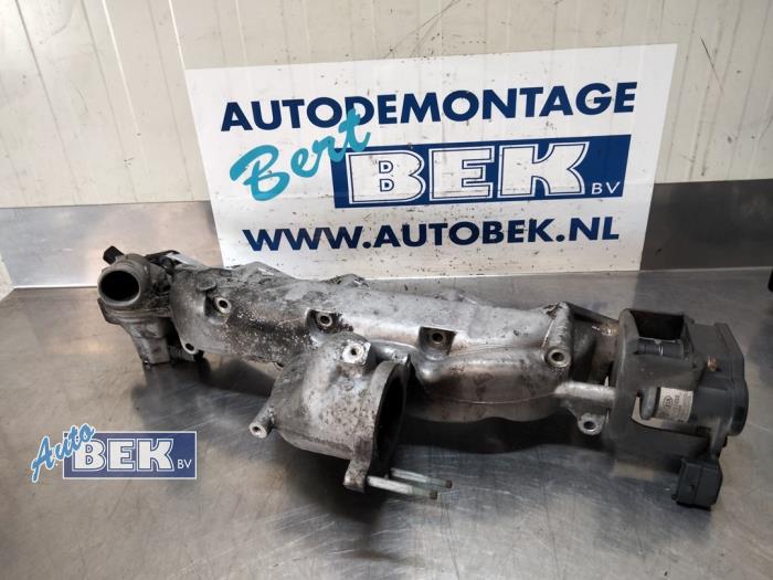 Begagnade Insugsrör Hyundai Santa Fe II (CM) 2.2 CRDi 16V 4x2 Pris € 49,99 Marginaltabell erbjuds av Auto Bek