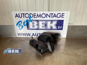 Used Rear seatbelt, right Jeep Wrangler (YJ) 2.5 Price on request offered by Auto Bek