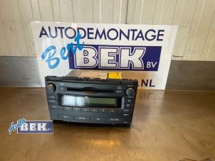 Usagé Radio/Lecteur CD Toyota Avensis (T27) 2.0 16V D-4D Prix € 59,99 Règlement à la marge proposé par Auto Bek