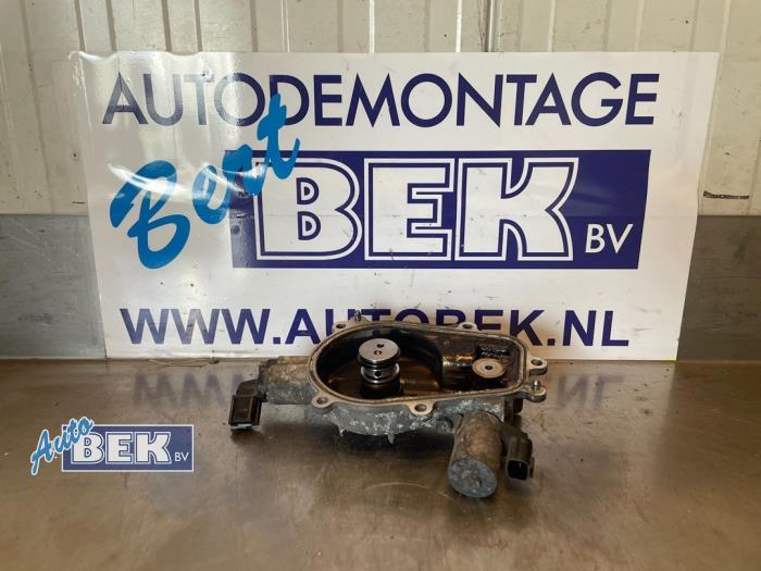 Usagé Couvercle de distribution Infiniti FX (S51) 45 4.5i 32V VVT AWD Prix € 29,95 Règlement à la marge proposé par Auto Bek