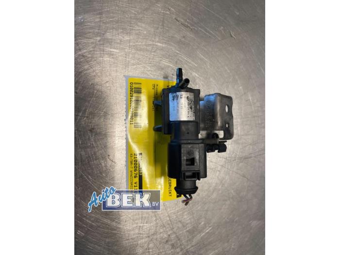 Begagnade Luftflödesmätare Volkswagen Polo V (6R) 1.2 TDI 12V BlueMotion Pris € 17,50 Marginaltabell erbjuds av Auto Bek