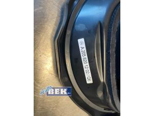 Used Speaker Mercedes E Estate (S213) E-53 AMG EQ Boost 3.0 24V 4-Matic+ Price € 100,00 Margin scheme offered by Auto Bek