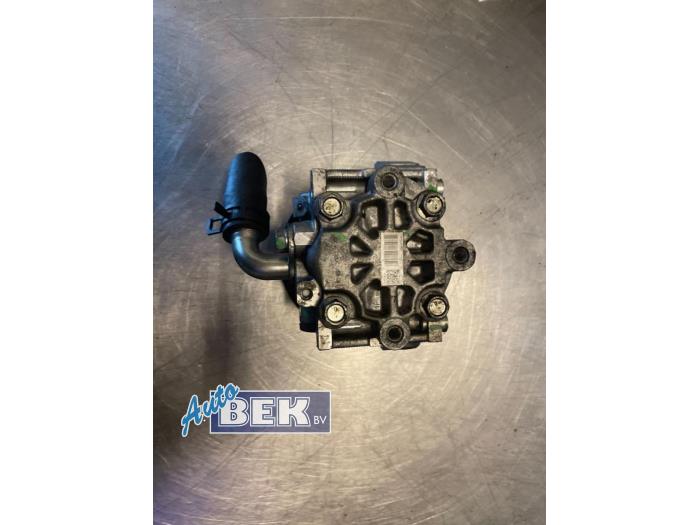 Usagé Pompe de direction Ford Transit Connect 1.8 TDCi 90 DPF Prix € 30,00 Règlement à la marge proposé par Auto Bek