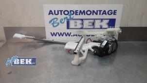 Used Rear door lock mechanism 4-door, left Hyundai Ioniq 1.6 GDI 16V Hybrid Price on request offered by Auto Bek