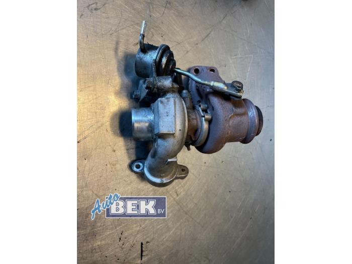 Używane Turbo Ford Fiesta 5 (JD/JH) 1.6 TDCi 16V Cena € 225,00 Procedura marży oferowane przez Auto Bek