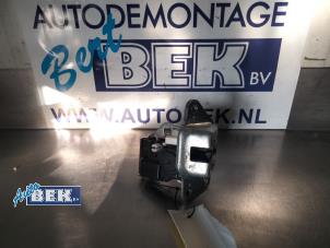 Used Tailgate lock mechanism Jeep Grand Cherokee (WH/WK) 3.0 CRD V6 24V Price on request offered by Auto Bek