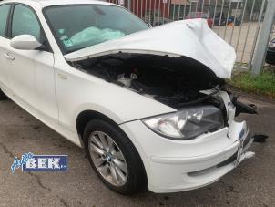 Used Front wing, right BMW 1 serie (E87/87N) 118d 16V Price on request offered by Auto Bek