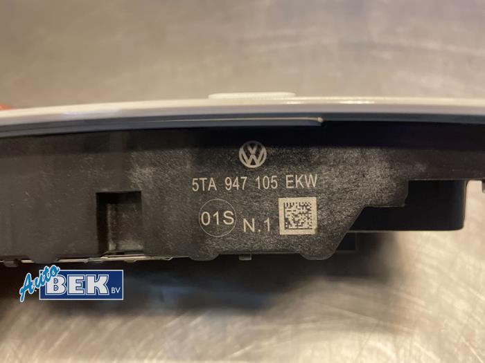 Eclairage de plafonnier d'un Volkswagen Golf VII (AUA) 1.6 TDI BMT 16V 2017