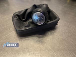 Used Gear stick cover Peugeot 206+ (2L/M) 1.4 HDi Eco 70 Price € 25,00 Margin scheme offered by Auto Bek
