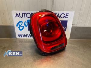Używane Tylne swiatlo pozycyjne lewe Mini Mini (F55) Cena € 65,00 Procedura marży oferowane przez Auto Bek