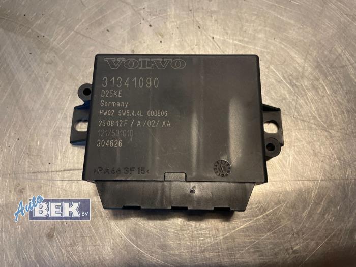 Begagnade PDC-modul Volvo S60 II (FS) 2.0 D3 20V Pris € 34,99 Marginaltabell erbjuds av Auto Bek