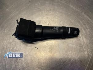 Usados Interruptor de limpiaparabrisas Mitsubishi L-200 2.5 DI-D 4x4 Precio € 40,00 Norma de margen ofrecido por Auto Bek
