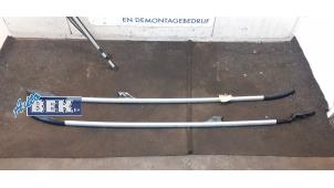 Used Roof rack kit Mercedes ML I (163) 270 2.7 CDI 20V Price on request offered by Auto Bek