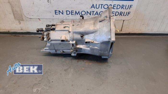 Gearbox from a BMW 3 serie (E36/4) 318i 1993