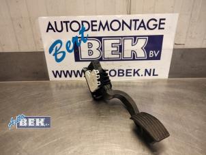 Used Accelerator pedal Fiat Punto III (199) 0.9 TwinAir Turbo 100 Price € 30,00 Margin scheme offered by Auto Bek