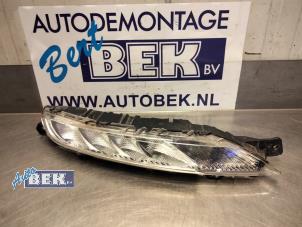 Used Daytime running light, right Citroen C4 Grand Picasso (3A) 1.6 BlueHDI 120 Price € 100,00 Margin scheme offered by Auto Bek