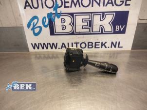 Used Wiper switch Renault Clio IV (5R) 1.5 Energy dCi 90 FAP Price € 25,00 Margin scheme offered by Auto Bek